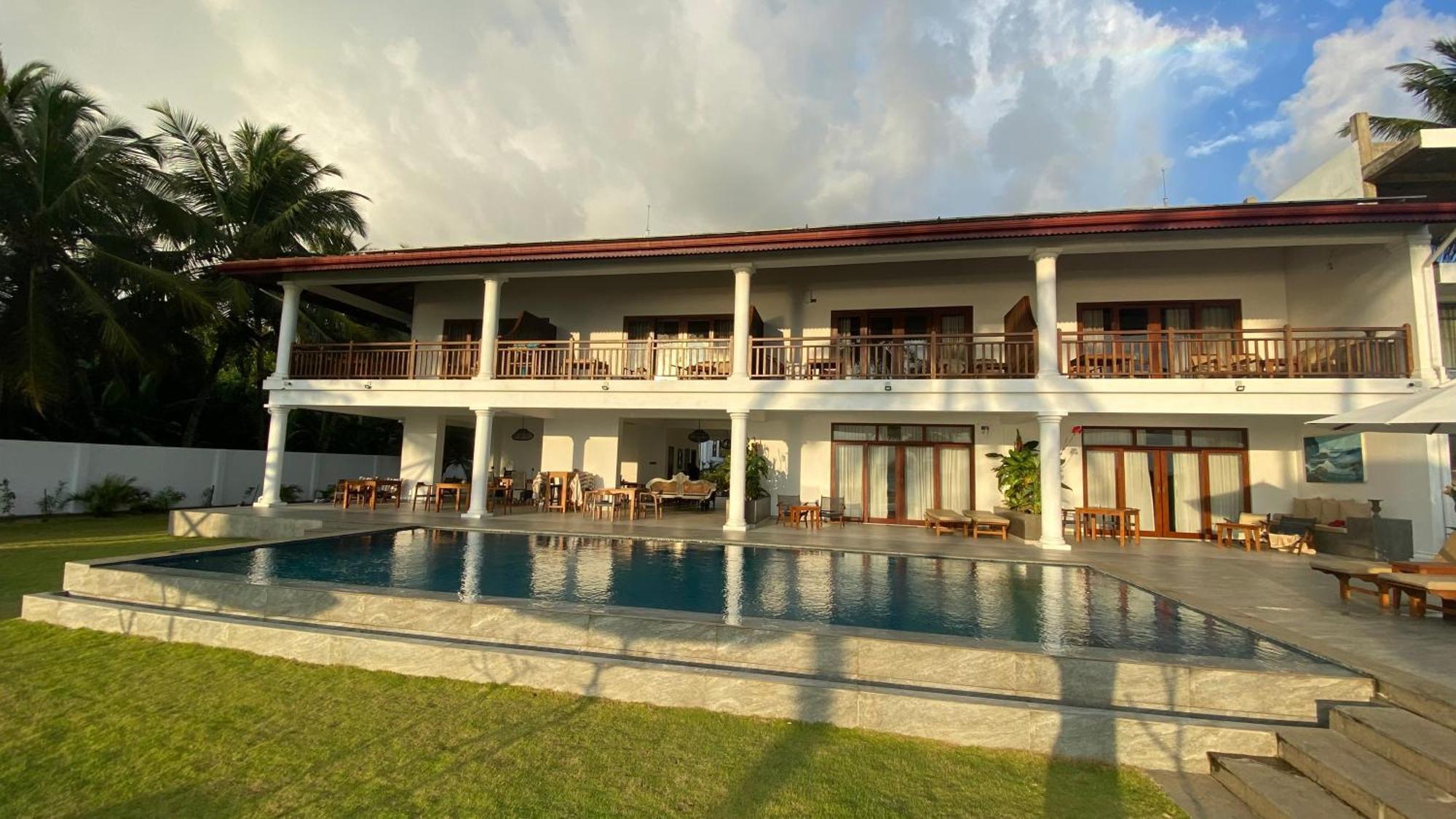 Sea Star Boutique Hotel Hikkaduwa Exterior photo